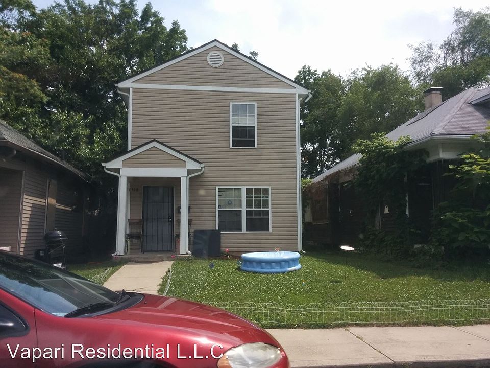 1st image of 1141 W 27th St