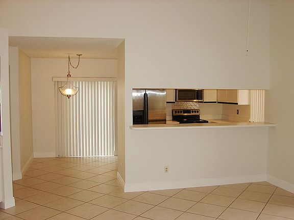 5th image of 10295 NW 18th Dr