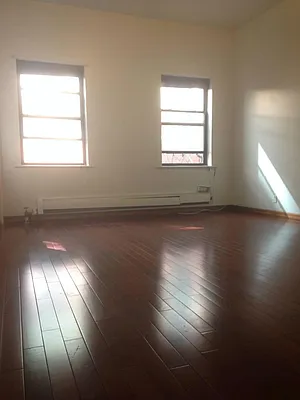 Rented by Keller Williams NYC | media 32