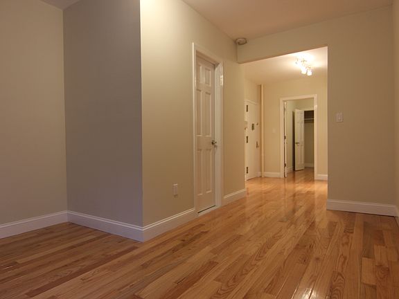 5th image of 425 W 45th St APT 2FE