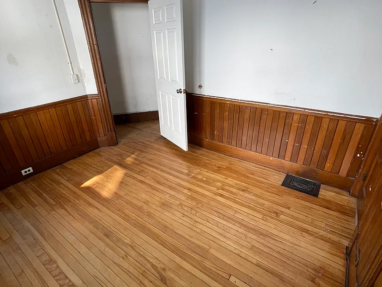 108 Buell St — Photo 9