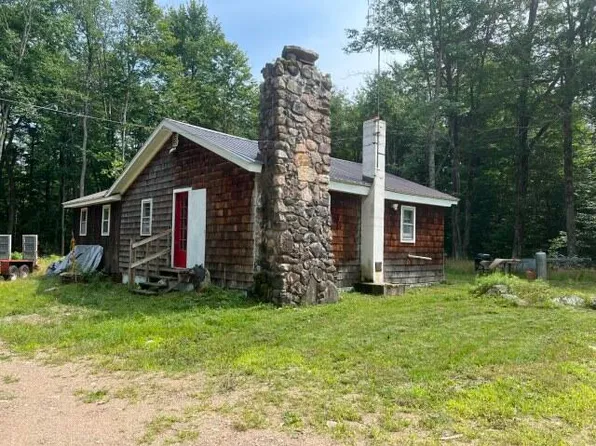 170 Meacham Rd, Saint Regis Falls, NY 12980