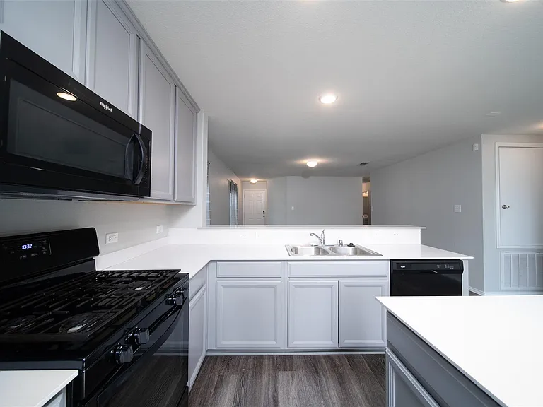 24023 Swather Way — Photo 9