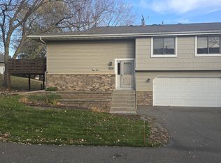 8510 W 97th St, Bloomington, MN 55438