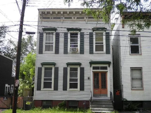 522 3rd St, Albany, NY 12206