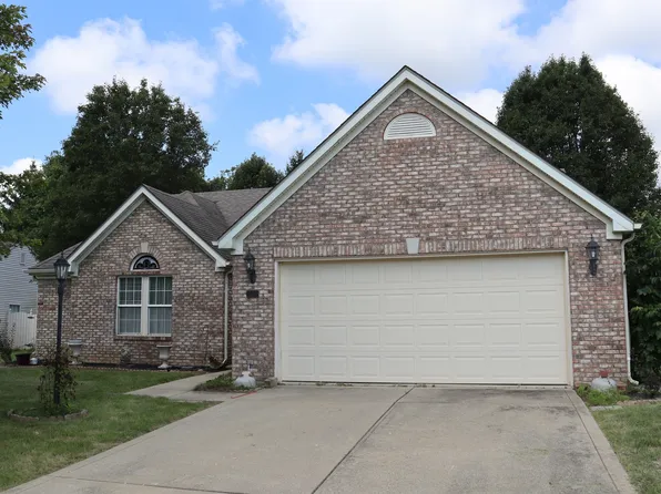 229 Creekview Cir, Mooresville, IN 46158