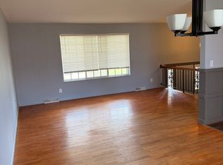 4492 Ambridge Ln, Sugarcreek Township, OH