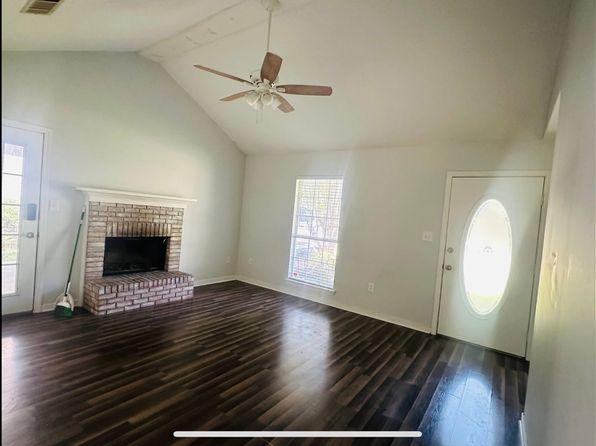 131 Shadow Hill Dr
