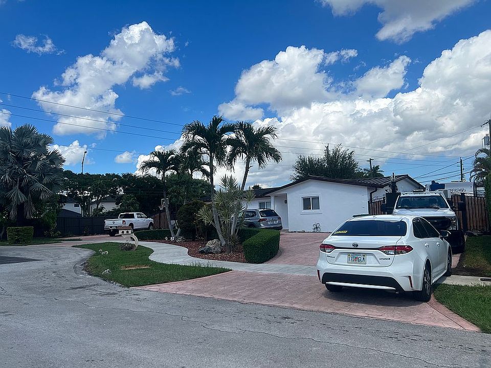 2nd image of 18525 NW 79th Ct