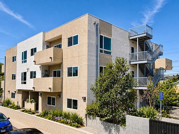 2nd image of 9220 Compton Ave #104