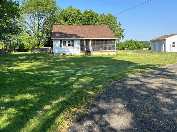 15845 Cobb Island Rd, Newburg, MD 20664