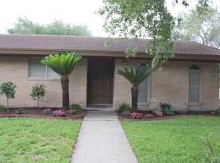 228 N Pasadena Dr, Kingsville, TX 78363