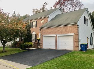 9 Winthrop Dr, Branchburg, NJ 08876