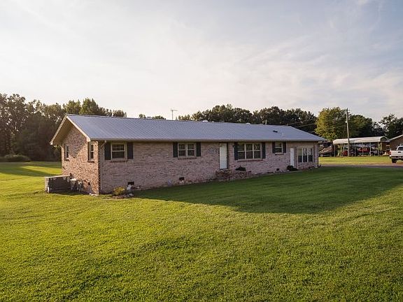 2nd image of 5379 Woodbury Hwy
