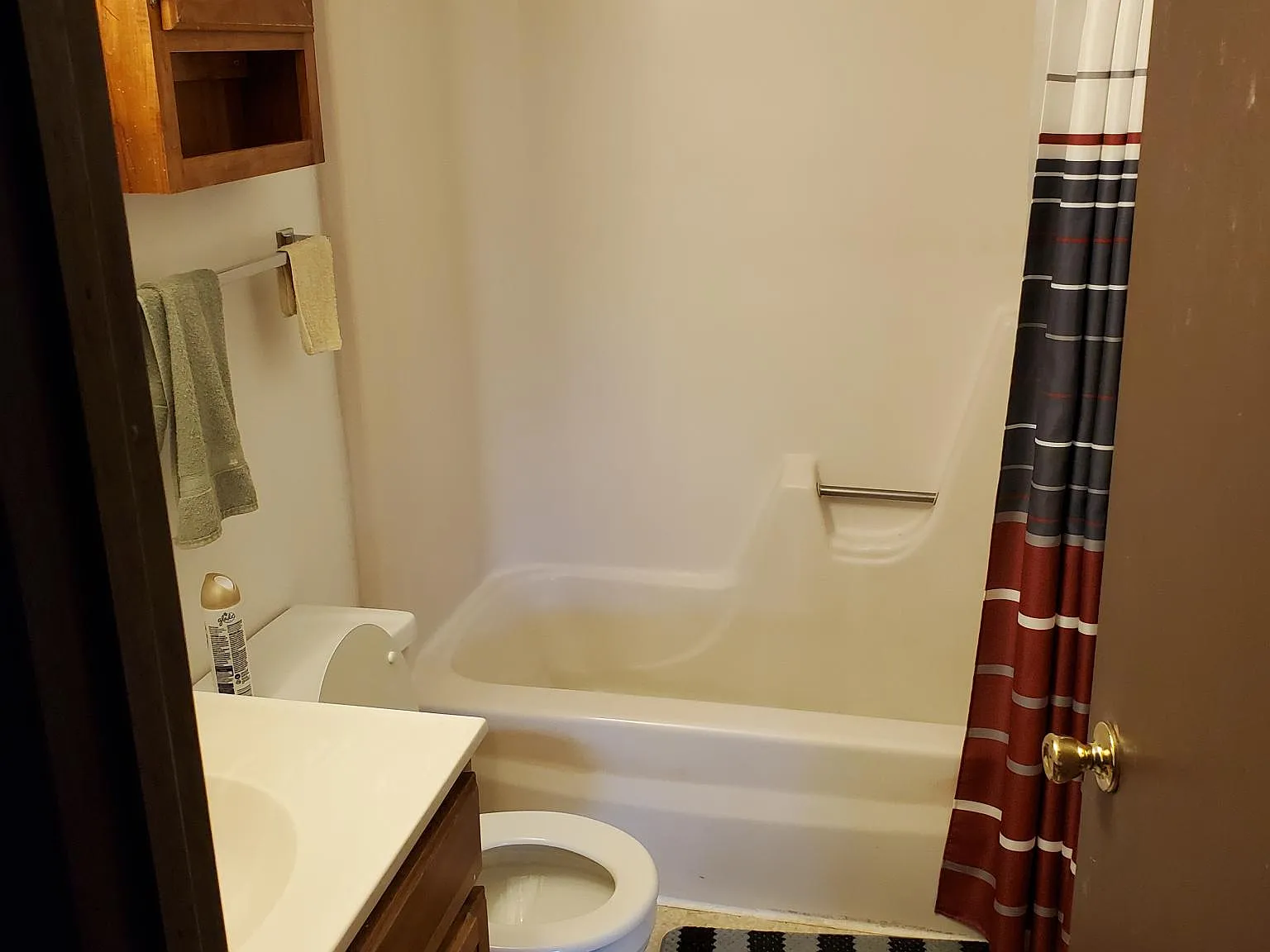 2 bed, 850 sqft, $750 — Photo 4