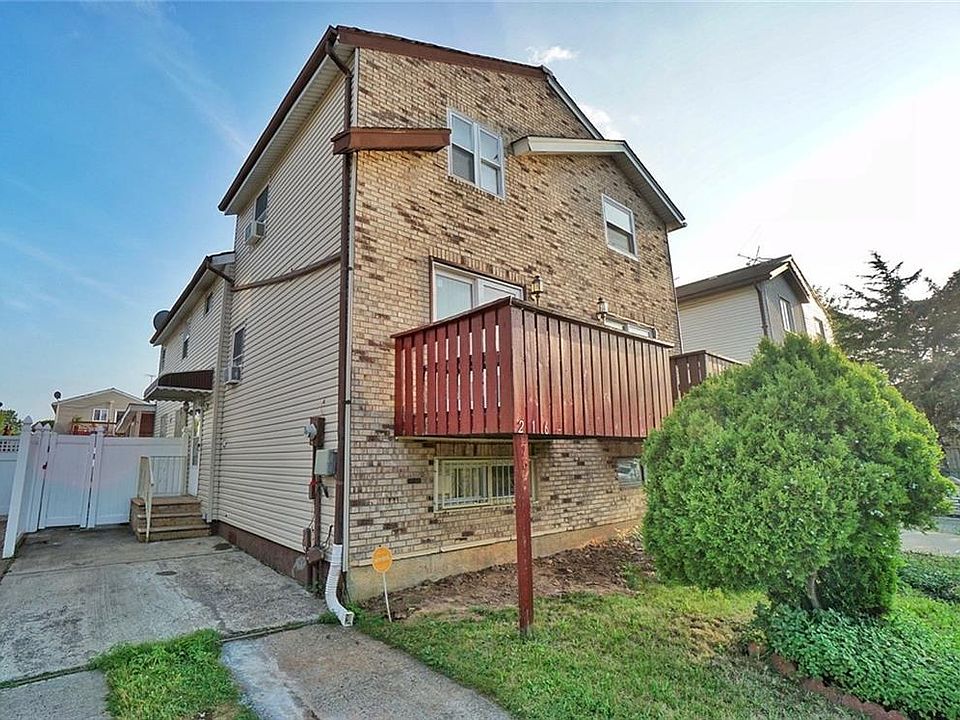 1st image of 216 Ada Dr