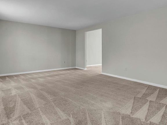 4th image of 794 Macsherry Dr