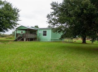 38406 Woodland Lakes Ct, Hempstead, TX 77445