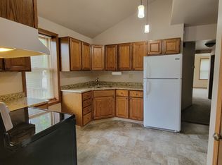 N50W5616 Portland Rd, Cedarburg, WI 53012