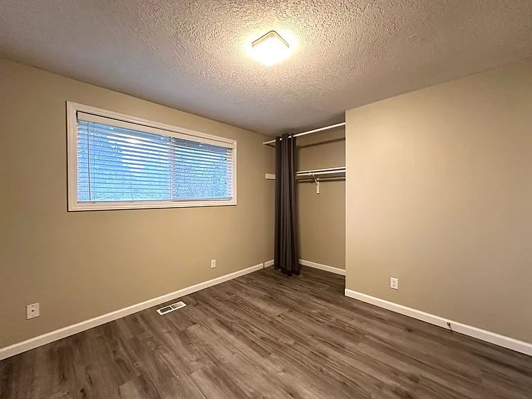 6300 SW Fisher Ave — Photo 14