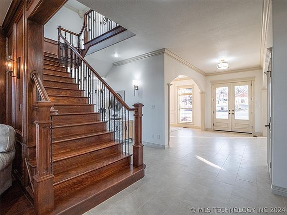 4th image of 5 Karen Ct