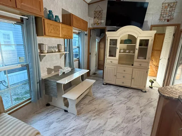 515 Corson Tavern Rd, Ocean View, NJ 08230