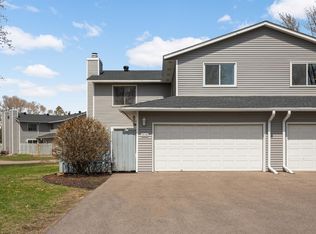 7674 Dunmore Rd, Woodbury, MN 55125