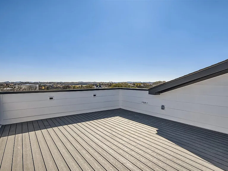 423 Serenity Ln — Photo 30