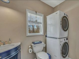 1102 Woodland Dr, Lake Ariel, PA 18436