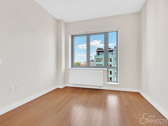 4th image of 373 Wythe Ave APT 6a