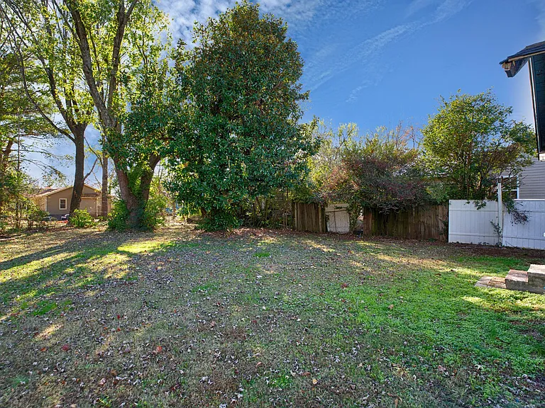 2819 Barbara Dr NW — Photo 18