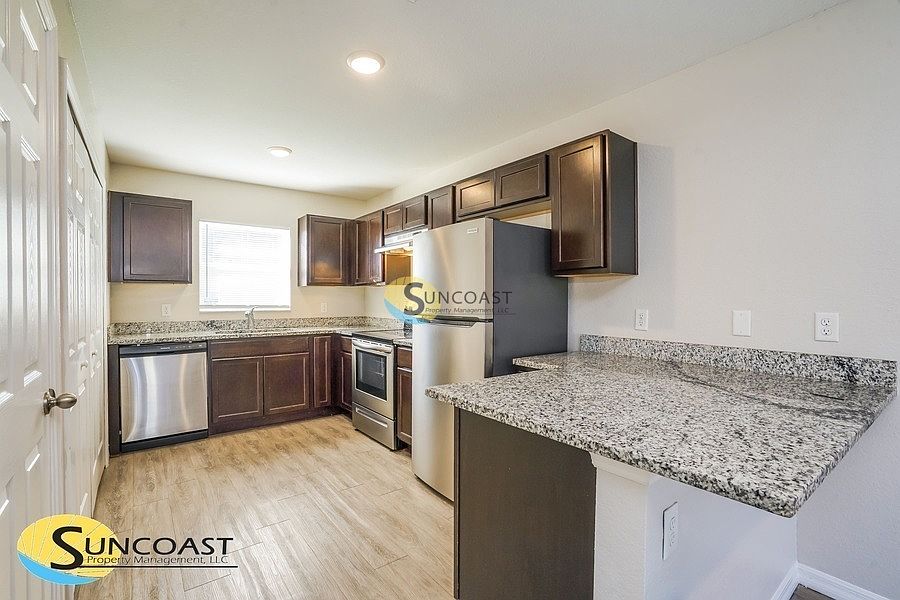 1st image of 60 Walnut Rd #2