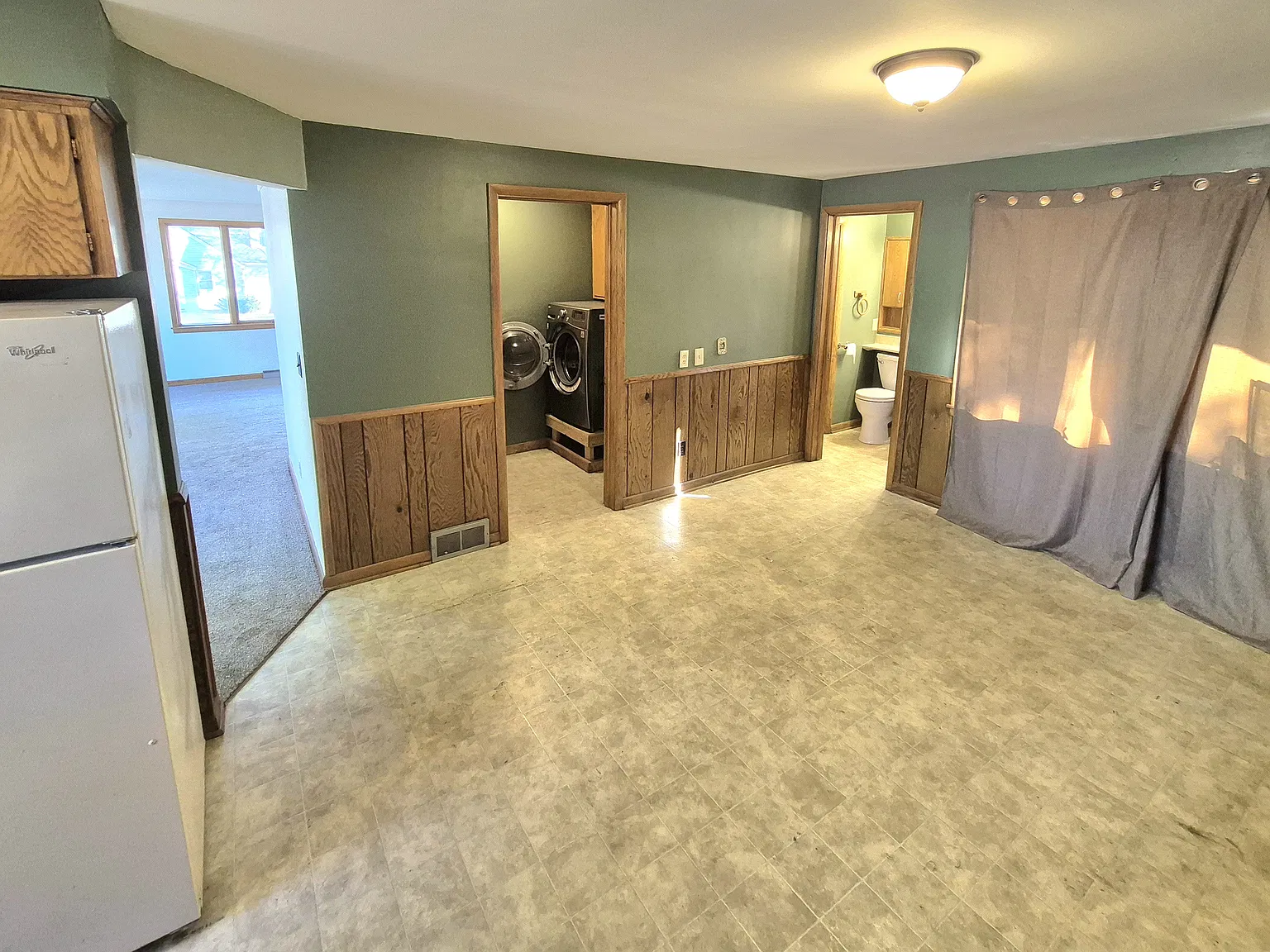 3 bed, 1.5 bath, 1333 sqft, $1,875 — Photo 2