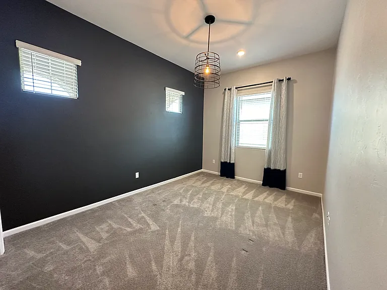 12474 N Appling Ave — Photo 4