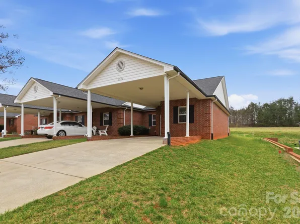 3900 Azalea Trl, Denver, NC 28037