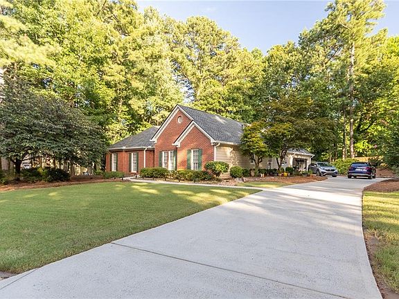 2nd image of 5677 Fairwood Dr NW