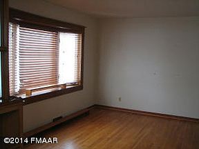 3rd image of 624 17th St N