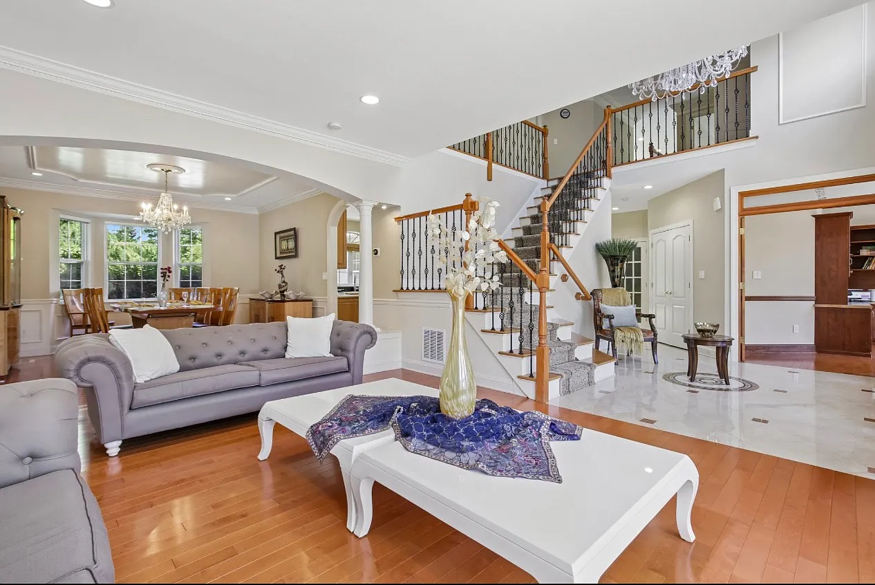 Valley Wood Dr, Somerset — Photo 1