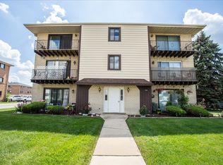 7345 W 85th Pl APT 3A, Bridgeview, IL 60455