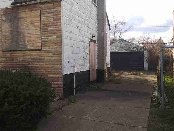 17915 Mcdougall