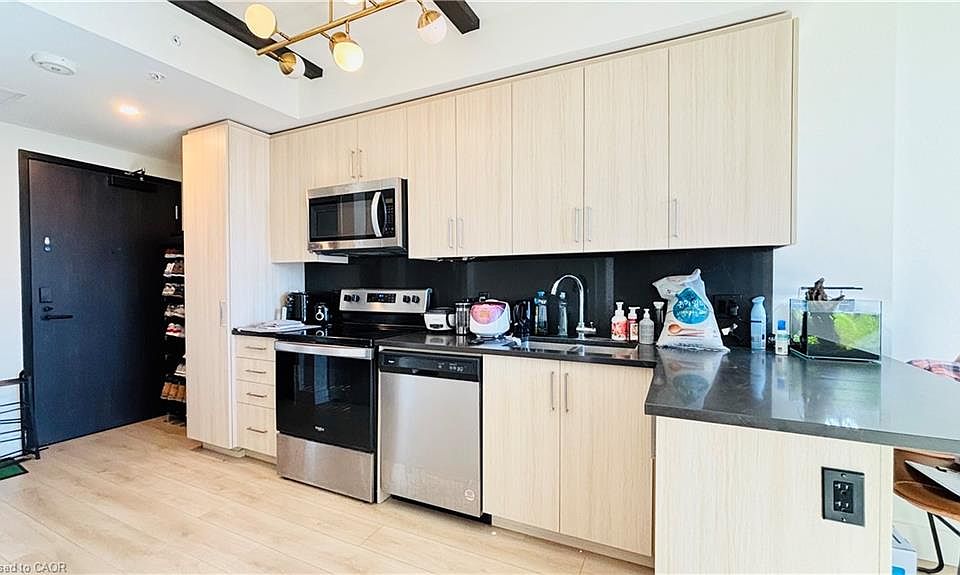 1st image of 145 Columbia St W #1536