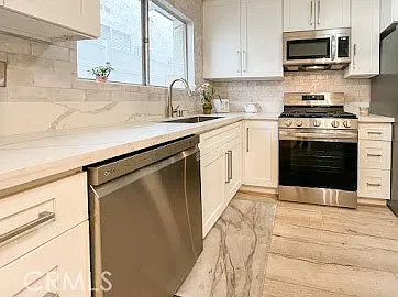 707 E Tujunga Ave #B — Photo 4