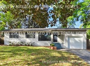 2962 Ribault Cir, Jacksonville, FL 32208