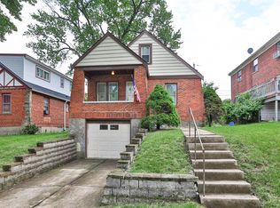 3933 N Clerose Cir, Cincinnati, OH 45205
