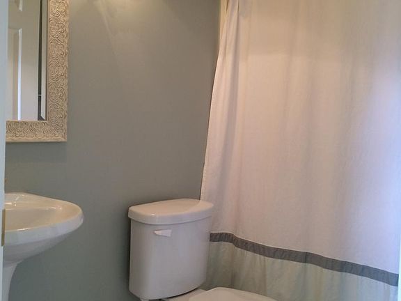 3rd image of 112 Quiet Waters Pl