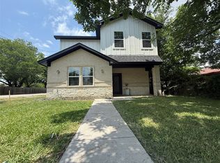 201 E 10th St, Kaufman, TX 75142