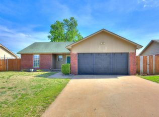 912 W Tesio Way, Mustang, OK 73064