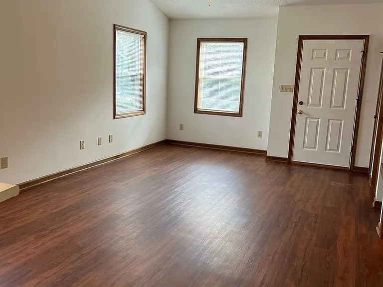 107 Bogey Ln — Photo 3