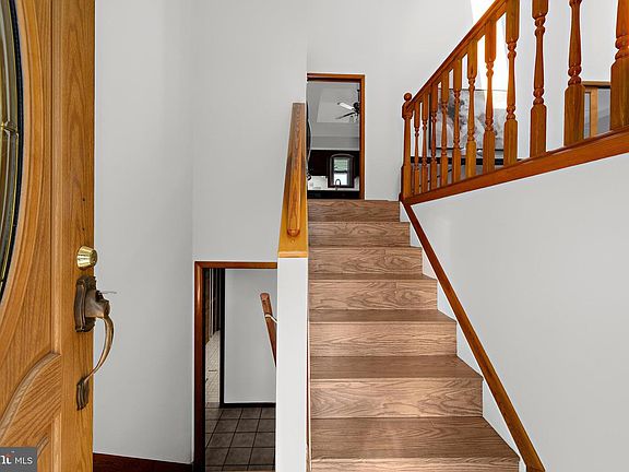 5th image of 2426 Wythe Ave