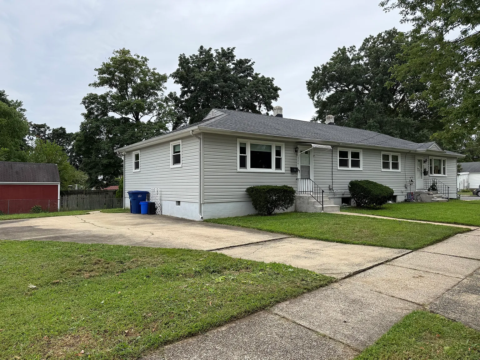 2 bed, 1000 sqft, $2,000 — Photo 2